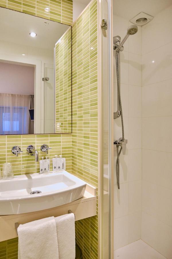 Hostal Suso ซานติอาโก เด กอมโปสเตลา ภายนอก รูปภาพ